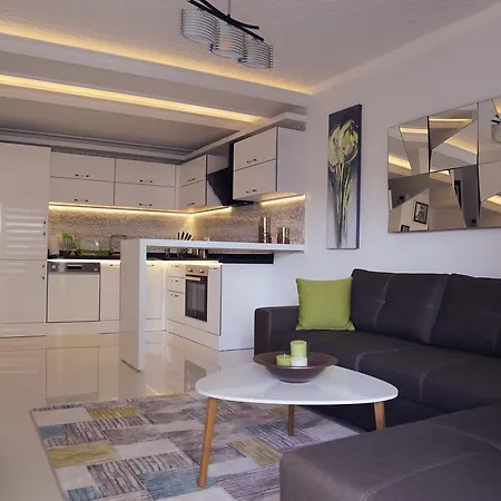 Saray Mahallesi Apartment *